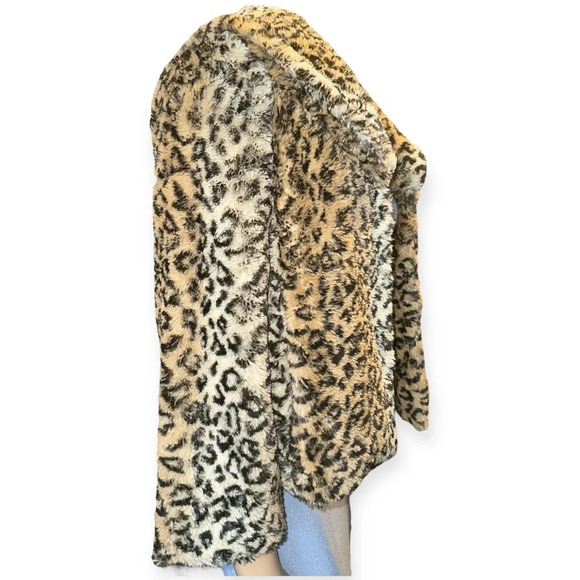 Alice + Olivia women’s leopard faux fur shawl collar jacket - Picture 5 of 11